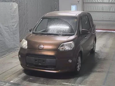 Toyota Porte — фото