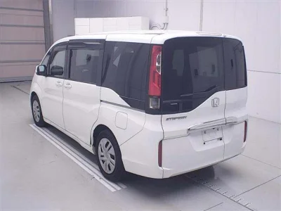 Honda STEP WAGON — фото