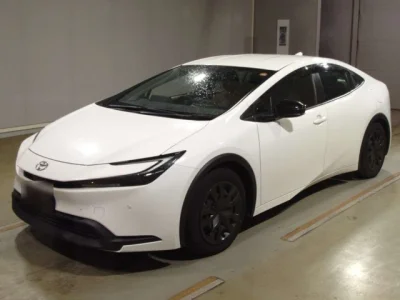 Toyota Prius — фото
