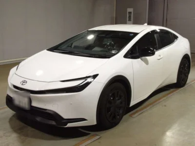 Toyota Prius — фото