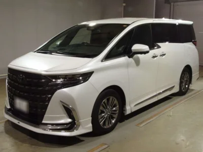 Toyota Alphard — фото