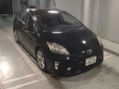 Toyota Prius — фото