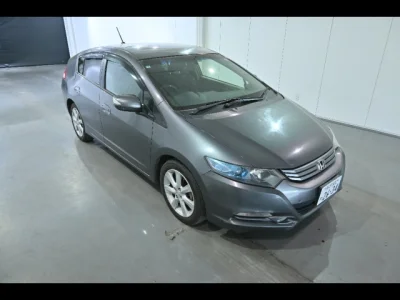 Honda INSIGHT — фото
