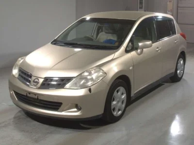 Nissan TIIDA — фото