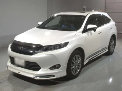 Toyota Harrier — фото