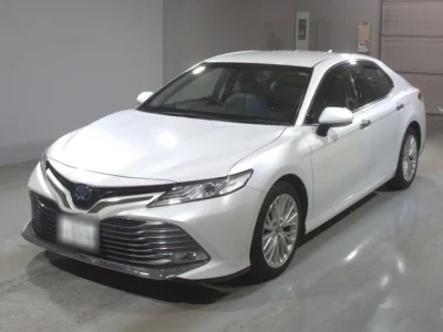 Toyota Camry — фото