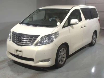 Toyota Alphard — фото