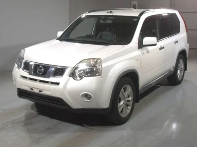 Nissan X-TRAIL — фото