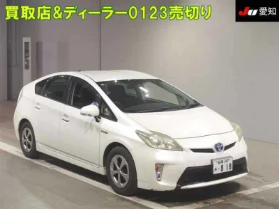 Toyota Prius — фото