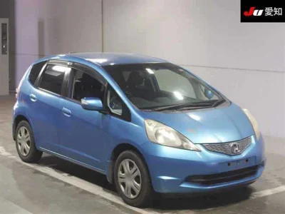 Honda Fit — фото