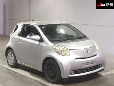 Toyota iQ — фото
