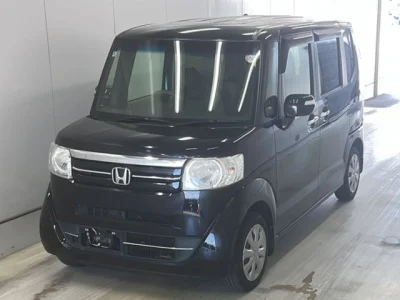 Honda N-Box — фото