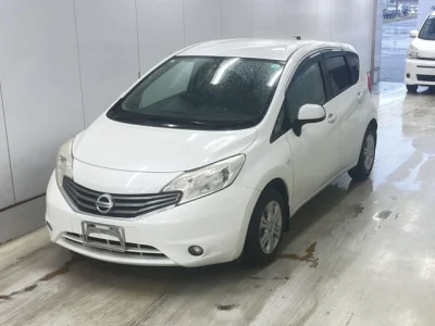 Nissan Note — фото