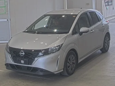 Nissan Note — фото