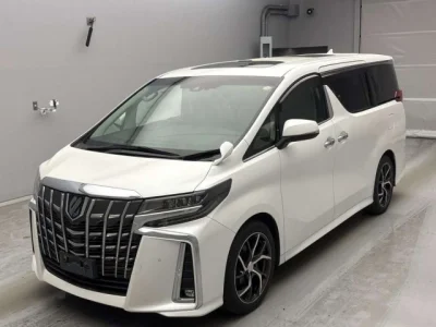 Toyota Alphard — фото