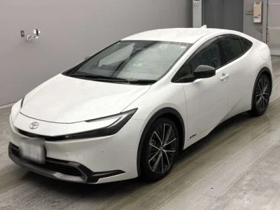 Toyota Prius — фото