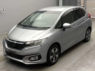 Honda Fit — фото