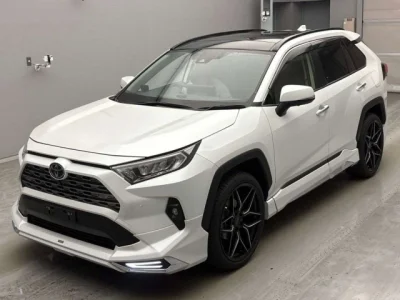 Toyota RAV4 — фото