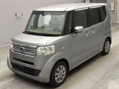 Honda N-Box — фото
