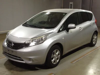 Nissan Note — фото