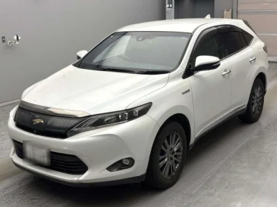 Toyota Harrier — фото