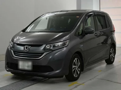 Honda Freed — фото