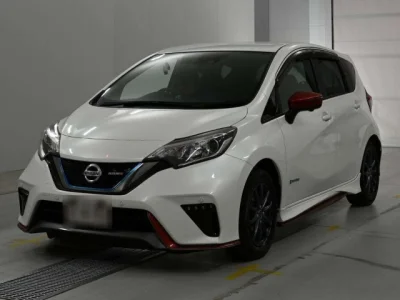 Nissan Note — фото