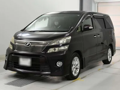 Toyota Vellfire — фото