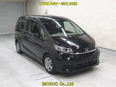 Honda Freed — фото