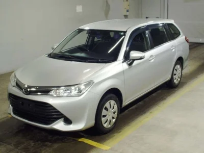 Toyota Corolla Fielder — фото