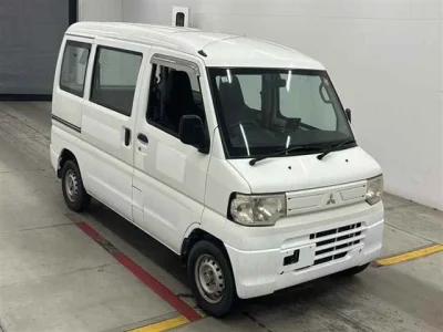 Mitsubishi Minicab Van — фото