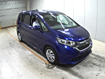 Honda Freed — фото
