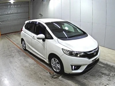 Honda Fit — фото
