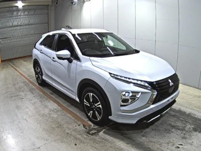 Mitsubishi Eclipse Cross — фото