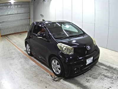 Toyota iQ — фото