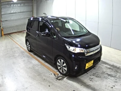 Mitsubishi ek Custom — фото