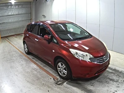 Nissan Note — фото