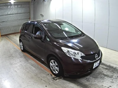 Nissan Note — фото