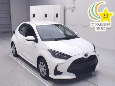 Toyota Yaris — фото