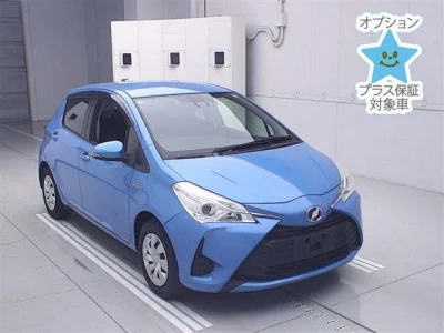 Toyota Vitz — фото