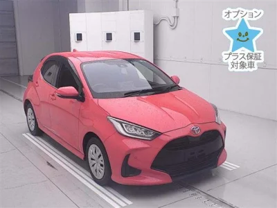 Toyota Yaris — фото