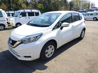 Nissan Note — фото