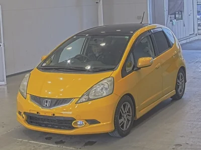 Honda Fit — фото
