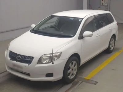 Toyota Corolla Fielder — фото