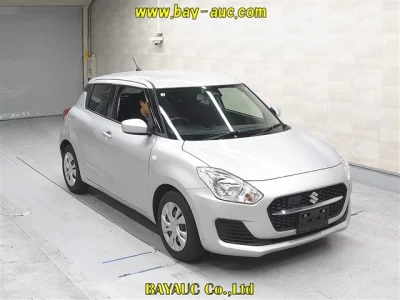 Suzuki Swift — фото