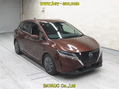 Nissan Note — фото