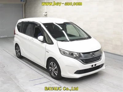Honda Freed — фото