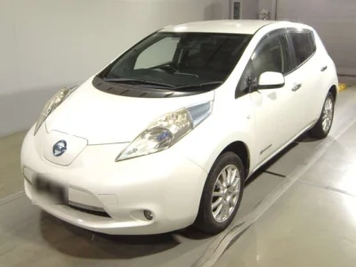 Nissan Leaf — фото
