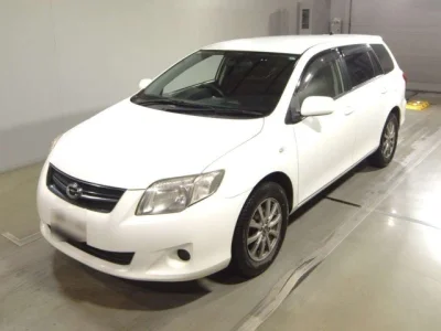 Toyota Corolla Fielder — фото