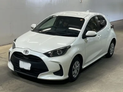 Toyota Yaris — фото